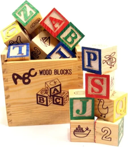 مكعبات خشبية بالأحرف (ABC Wood Blocks).